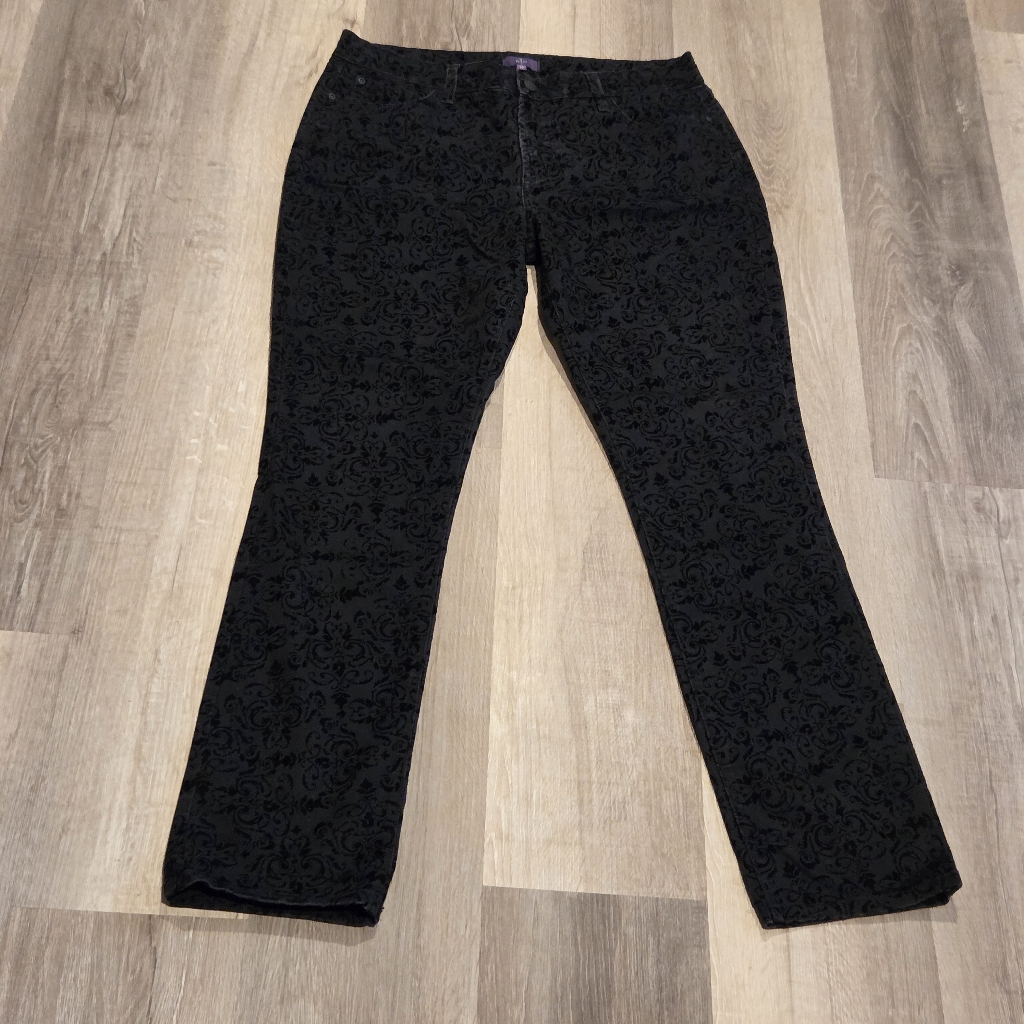 Nydj Skinny Black Jeans Floral Texture Pants Womens Size 10 Lift Tuck Tech